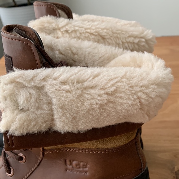 UGG Butte II CWR Boot - Picture 3 of 9